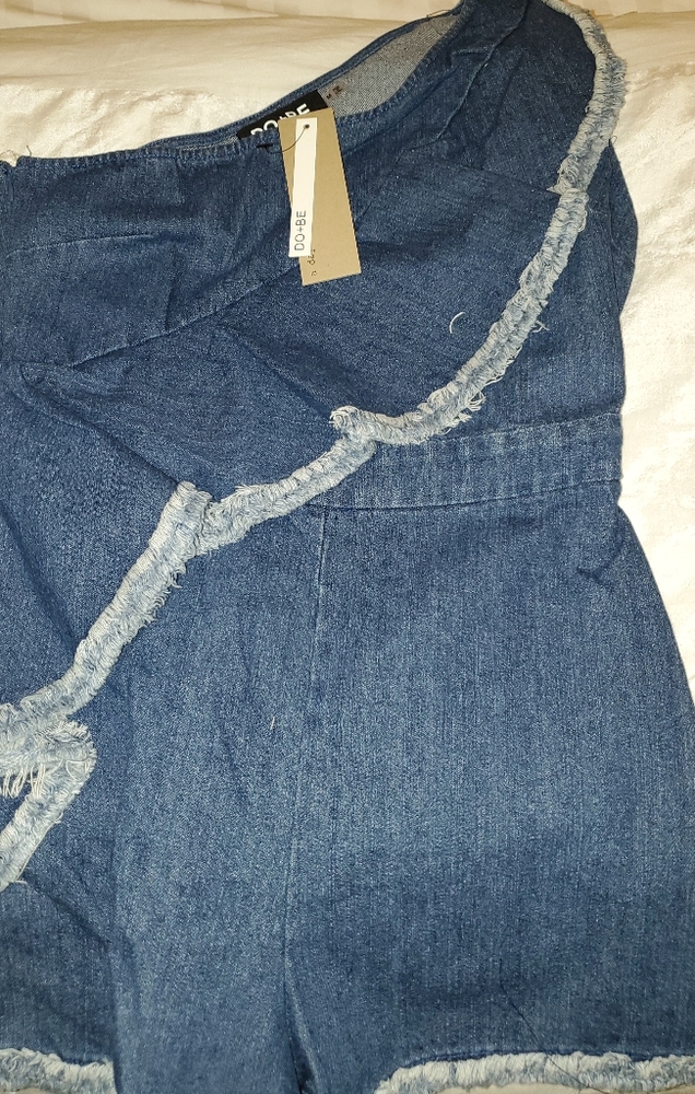 Sexy Denim Ruffled Romper - Picture 7 of 8